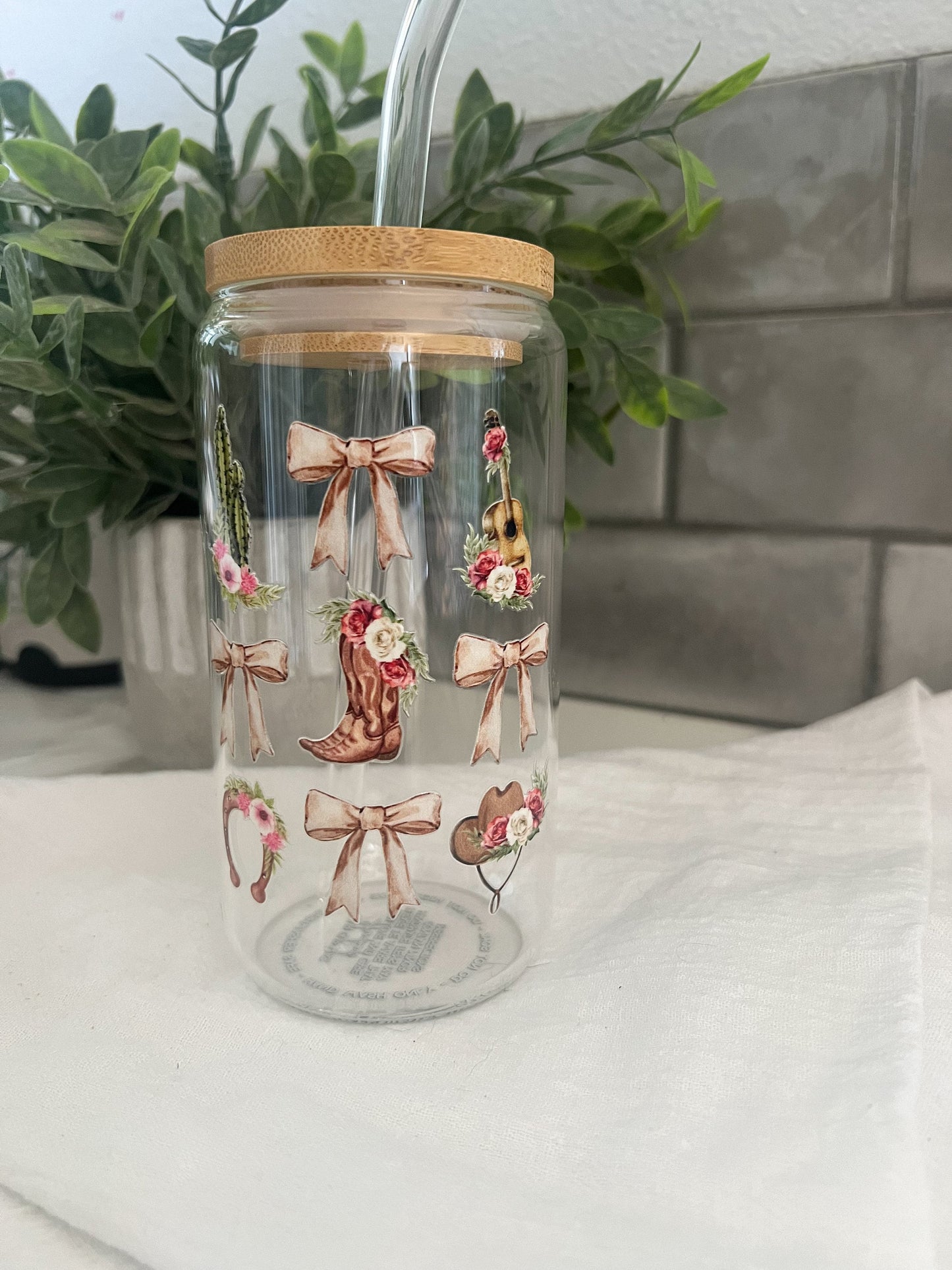 Cowgirl Love and Bows Glass Tumbler with Straw, Iced Coffee Cup, 16 oz cup, Cowgirl Boots, Cowgirl Up, Cowgirl Rodeo