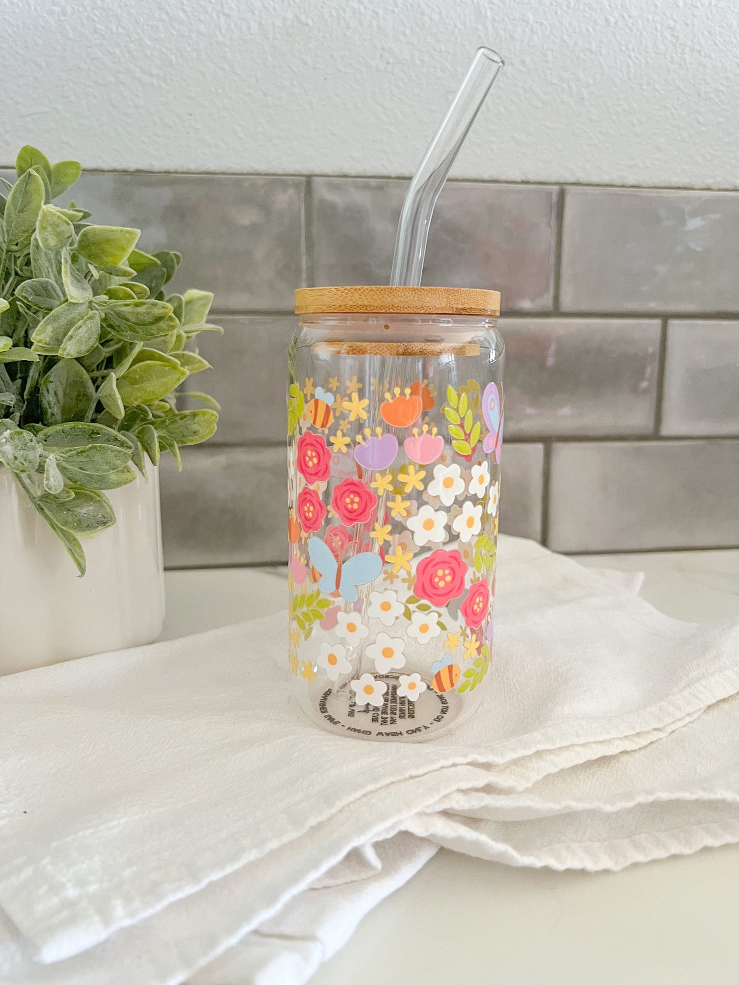 Floral Glass Cup, Glass Tumbler with Straw, Iced Coffee Cup, 16 oz cup, Flower Garden, Flower Lover Gift